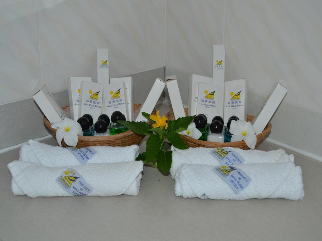 West Plaza Malakal Otel Koror Dış mekan fotoğraf