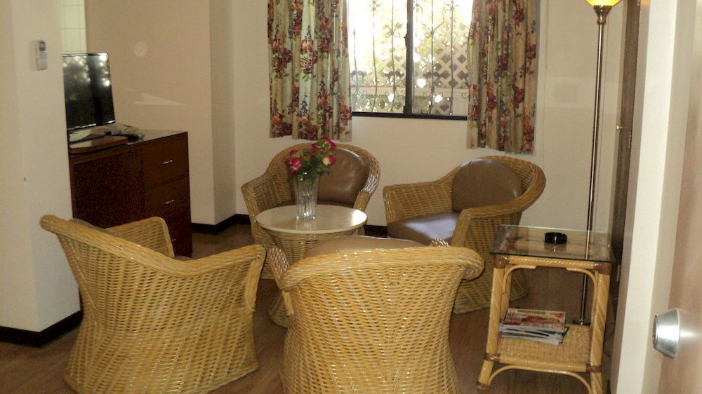 West Plaza Malakal Otel Koror Dış mekan fotoğraf