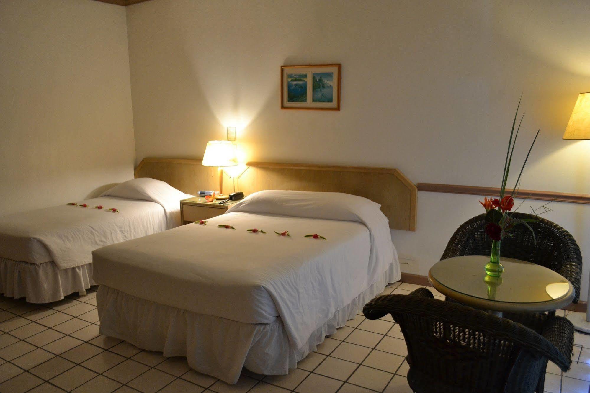 West Plaza Malakal Otel Koror Dış mekan fotoğraf