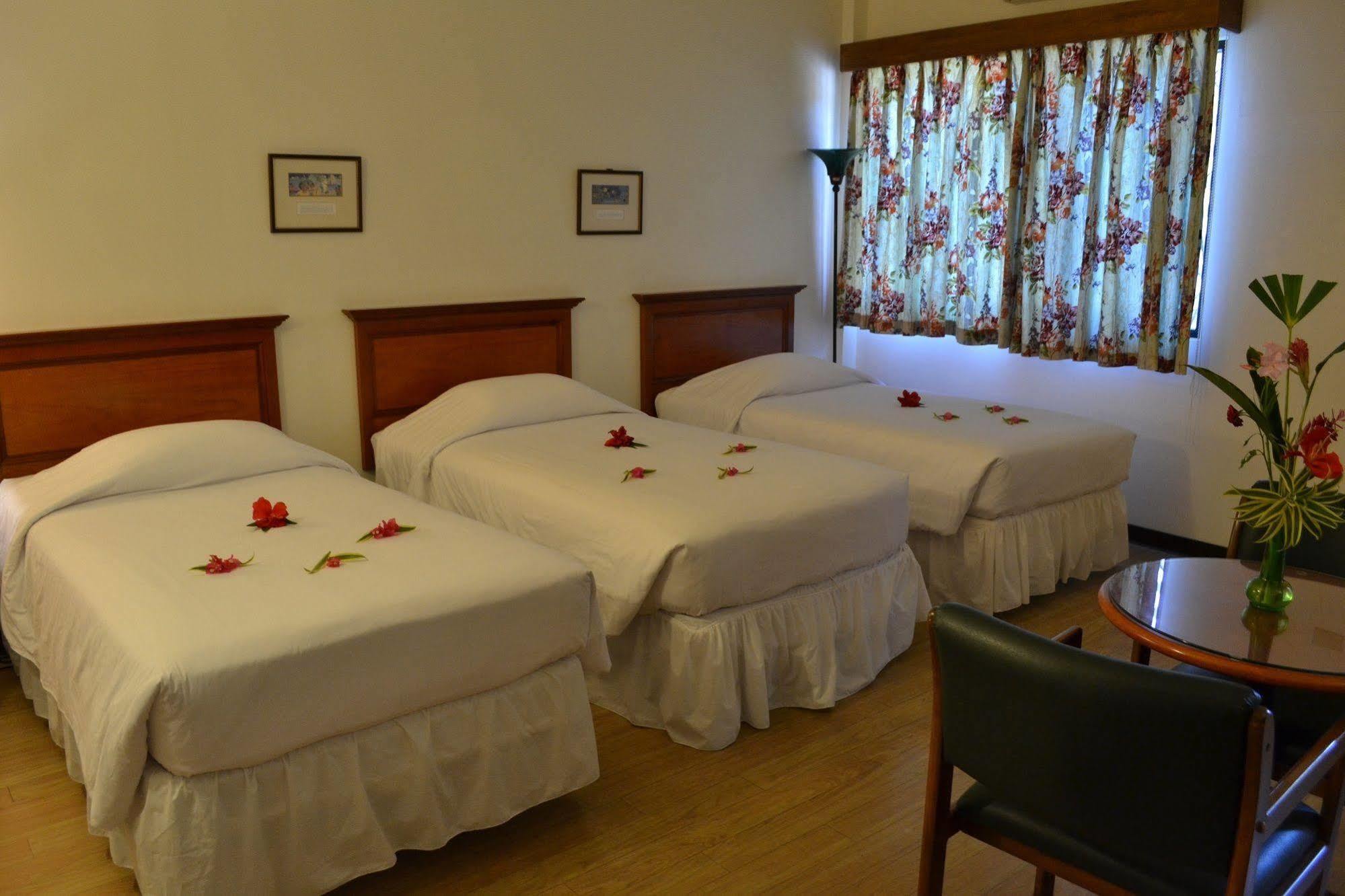 West Plaza Malakal Otel Koror Dış mekan fotoğraf