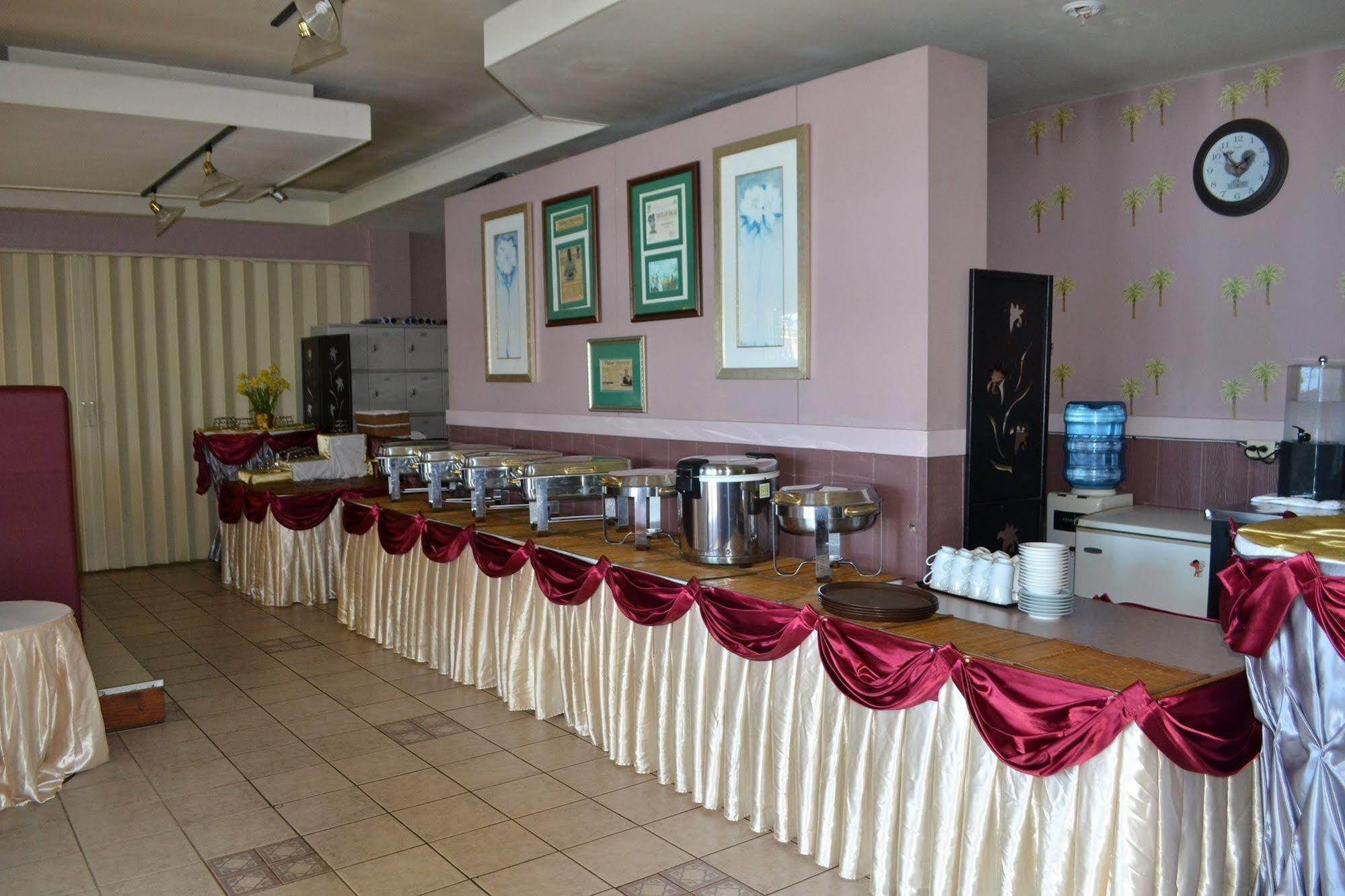 West Plaza Malakal Otel Koror Dış mekan fotoğraf